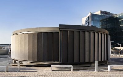 A new public pavilion by Es Devlin creates a glimpse into the future of electric travel