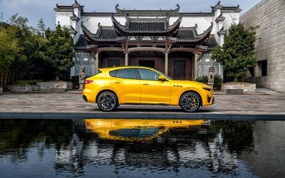 Maserati V8 Levante Trofeo SUV